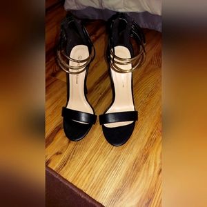 Cute Women's High Heels Never Worn!
